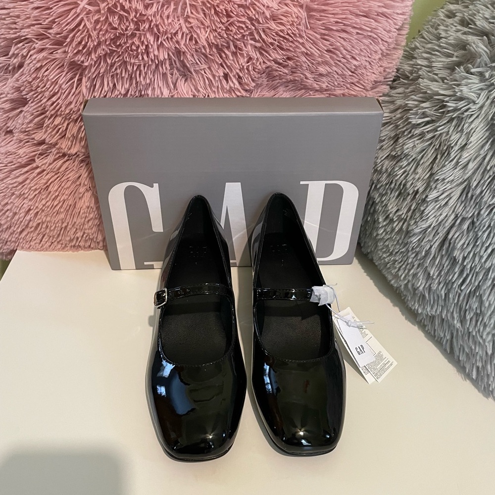 GAP Women's Black Mary Jane Shoes